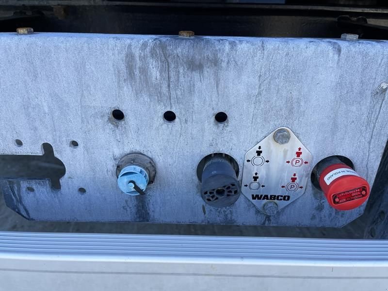 Kompressor of the type Atlas Copco XRXS 566 CD EX BOX, Gebrauchtmaschine in Waregem (Picture 4)