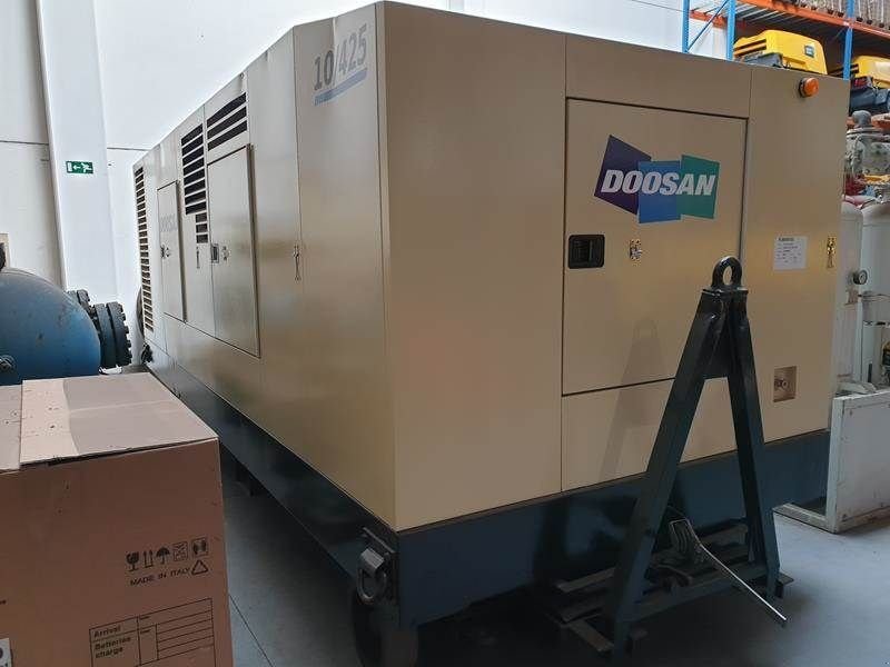 Kompressor des Typs Doosan 10 / 425 OIL FREE AIR, Gebrauchtmaschine in Waregem (Bild 2)