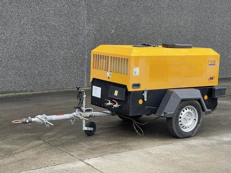 Kompressor del tipo Doosan 7 / 31 E, Gebrauchtmaschine In Waregem (Immagine 1)