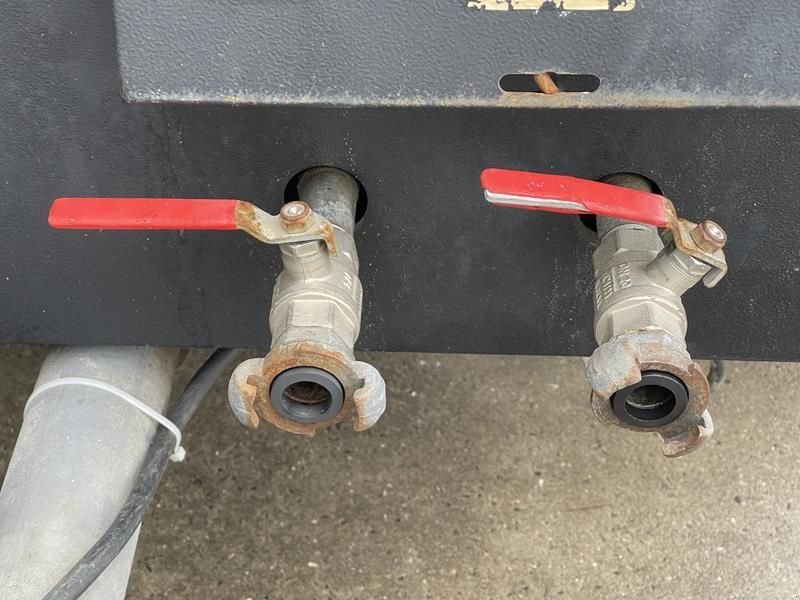 Kompressor van het type Doosan 7 / 31 E, Gebrauchtmaschine in Waregem (Foto 5)