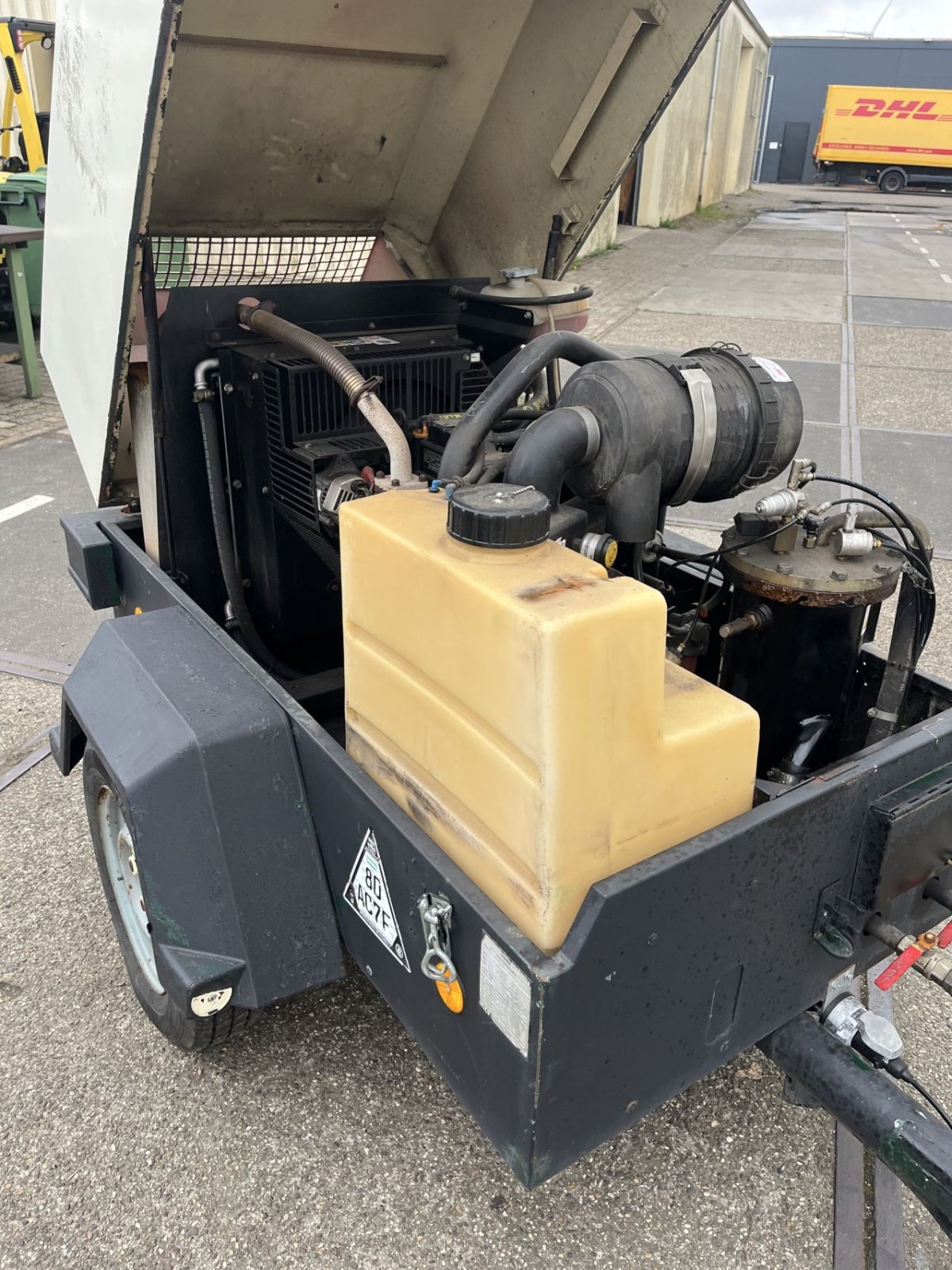 Kompressor typu Doosan 726 E, Gebrauchtmaschine v Etten Leur (Obrázek 8)