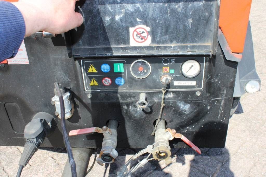 Kompressor типа Doosan R1074F, Gebrauchtmaschine в Rucphen (Фотография 5)