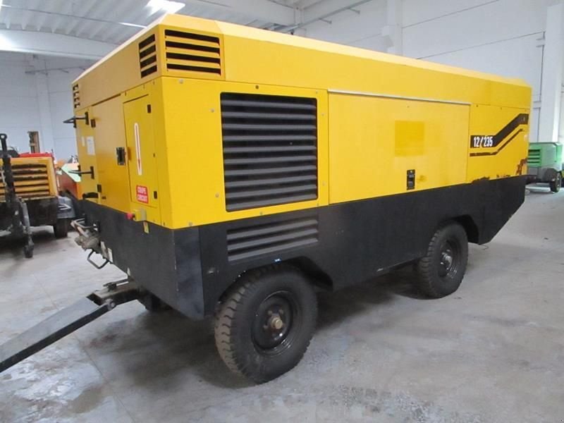 Kompressor от тип Ingersoll Rand 12 / 235, Gebrauchtmaschine в Waregem (Снимка 2)