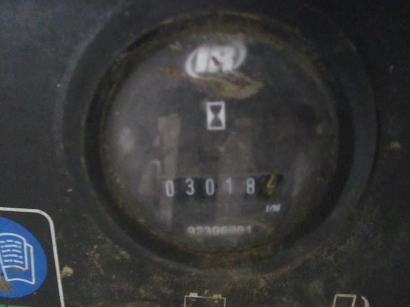 Kompressor des Typs Ingersoll Rand 7 / 51, Gebrauchtmaschine in Waregem (Bild 4)