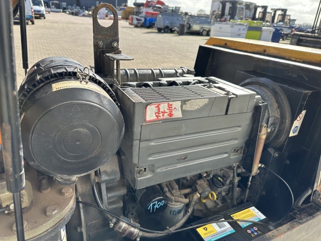 Kompressor des Typs Ingersoll Rand P130 WD Deutz 30.5 kW 3.6 m3 / min 8.6 Bar Silent Mobiele Diesel, Gebrauchtmaschine in VEEN (Bild 11)