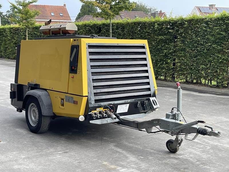 Kompressor van het type Kaeser M 115 - N, Gebrauchtmaschine in Waregem (Foto 2)