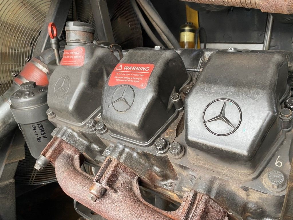 Kompressor типа Kaeser M270 Mercedes Benz 260 kW 27 m3 / min 12 Bar Silent Diesel Compr, Gebrauchtmaschine в VEEN (Фотография 9)