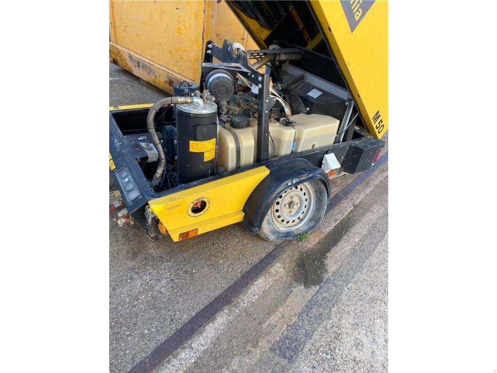 Kompressor des Typs Kaeser Mobiliar M50, Gebrauchtmaschine in Düsseldorf (Bild 1)
