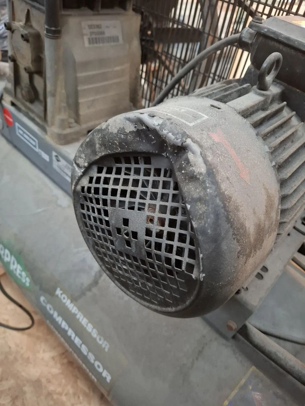 Kompressor des Typs Sonstige Airpress HK600/200, Gebrauchtmaschine in Groningen (Bild 9)