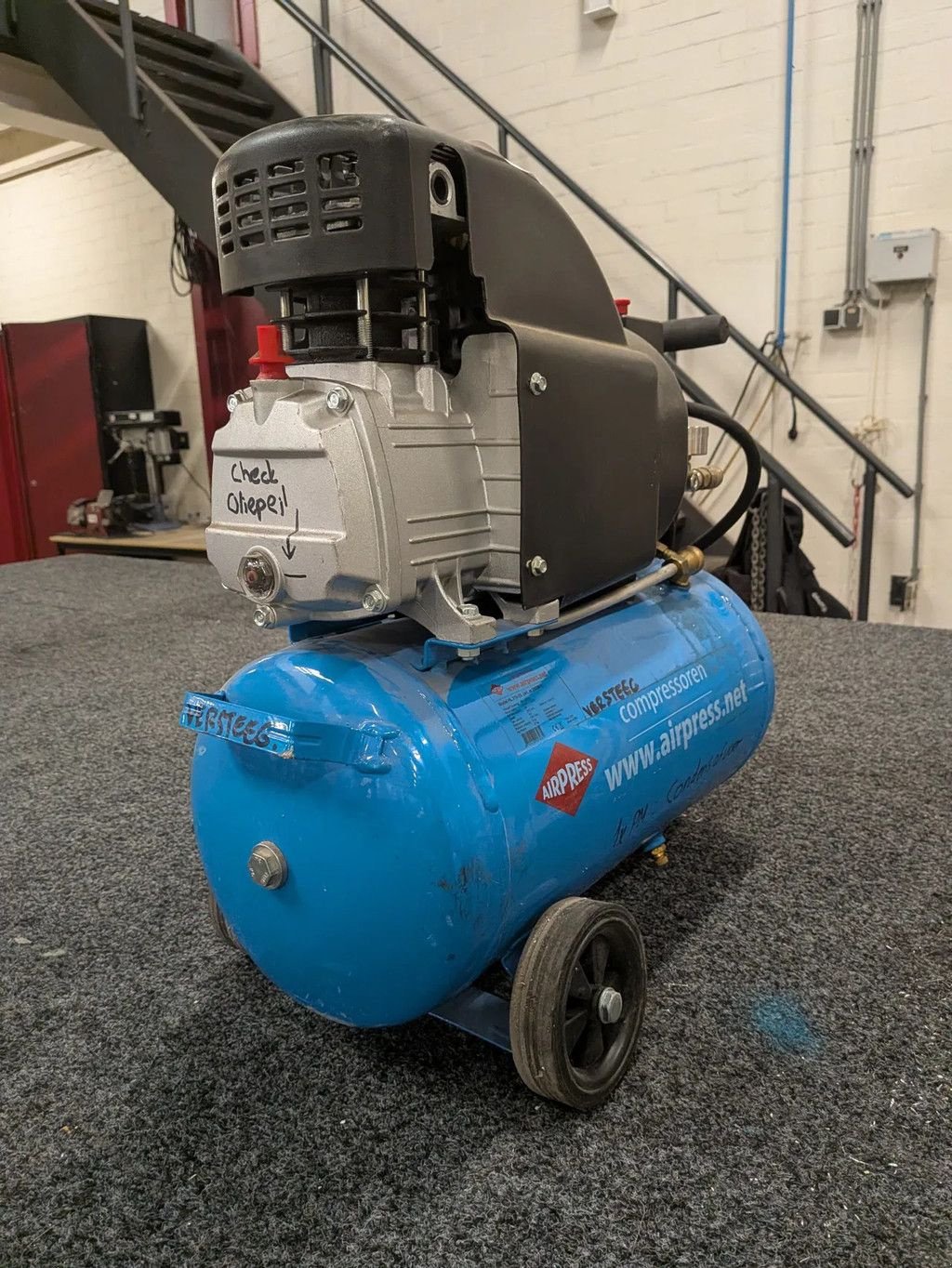Kompressor of the type Sonstige Airpress HL310-25, Gebrauchtmaschine in Groningen (Picture 3)