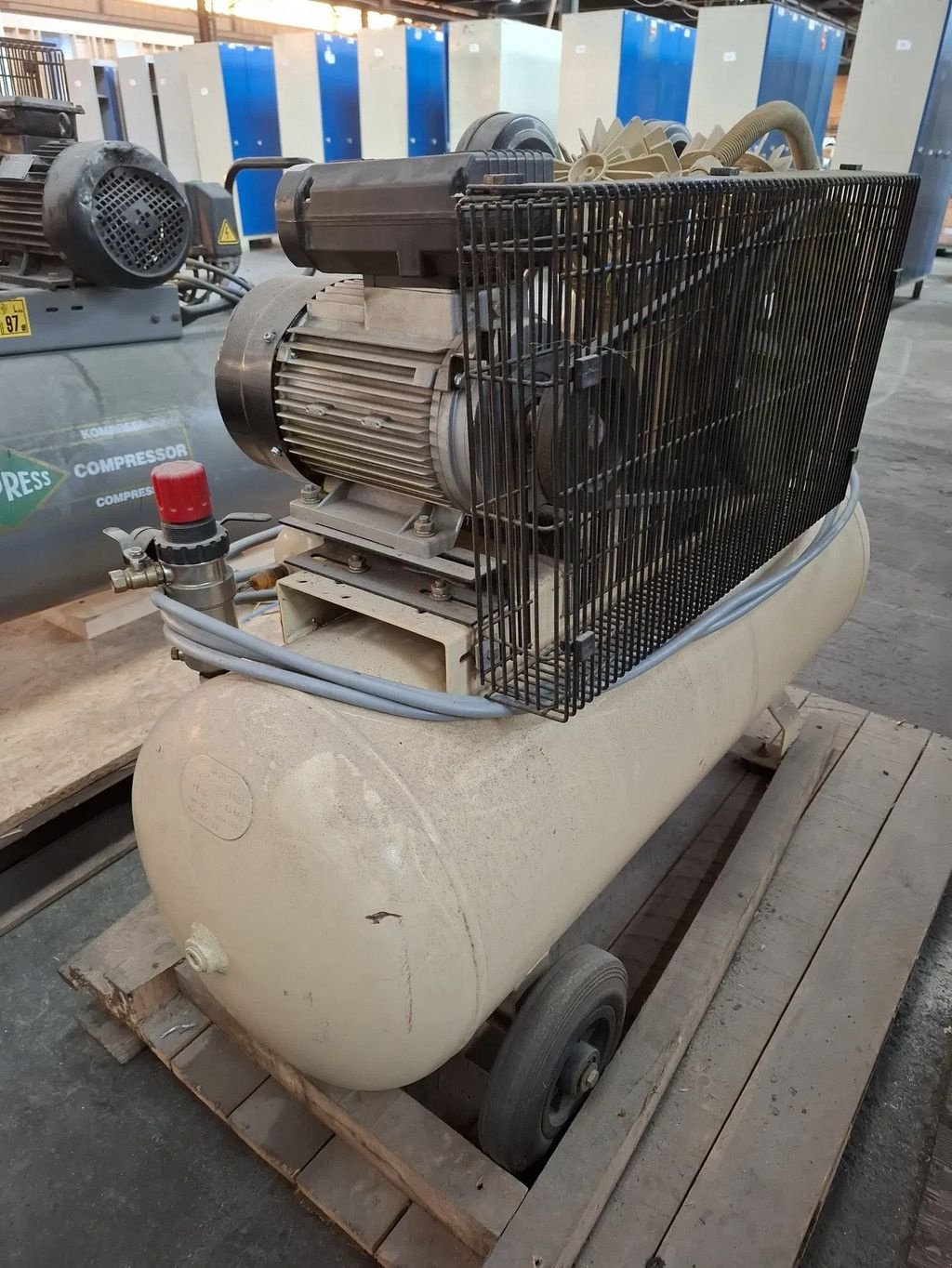 Kompressor du type Sonstige Javac TX-3, Gebrauchtmaschine en Groningen (Photo 3)