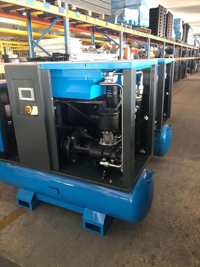 Kompressor του τύπου Sonstige Schraubenkompressor Mikovs, Neumaschine σε Waldburg (Φωτογραφία 12)