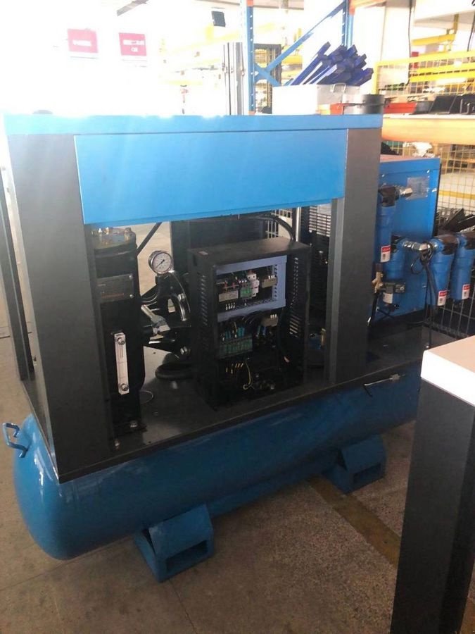 Kompressor του τύπου Sonstige Schraubenkompressor Mikovs, Neumaschine σε Waldburg (Φωτογραφία 13)