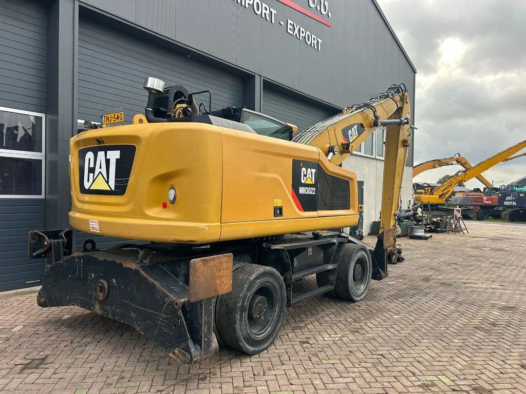 Kran van het type Caterpillar MH3022, Gebrauchtmaschine in Barneveld (Foto 4)