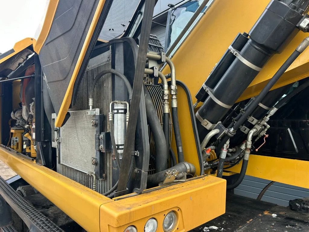 Kran van het type Caterpillar MH3022, Gebrauchtmaschine in Barneveld (Foto 9)