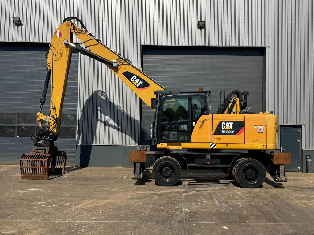 Kran типа Caterpillar MH3022, Gebrauchtmaschine в Velddriel (Фотография 3)