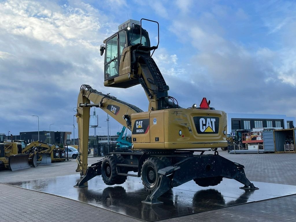 Kran типа Caterpillar MH3024, Gebrauchtmaschine в Velddriel (Фотография 3)