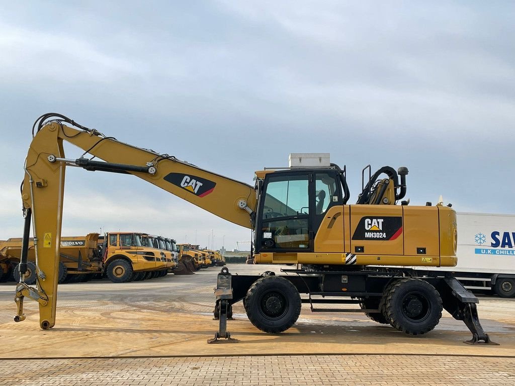 Kran типа Caterpillar MH3024, Gebrauchtmaschine в Velddriel (Фотография 1)