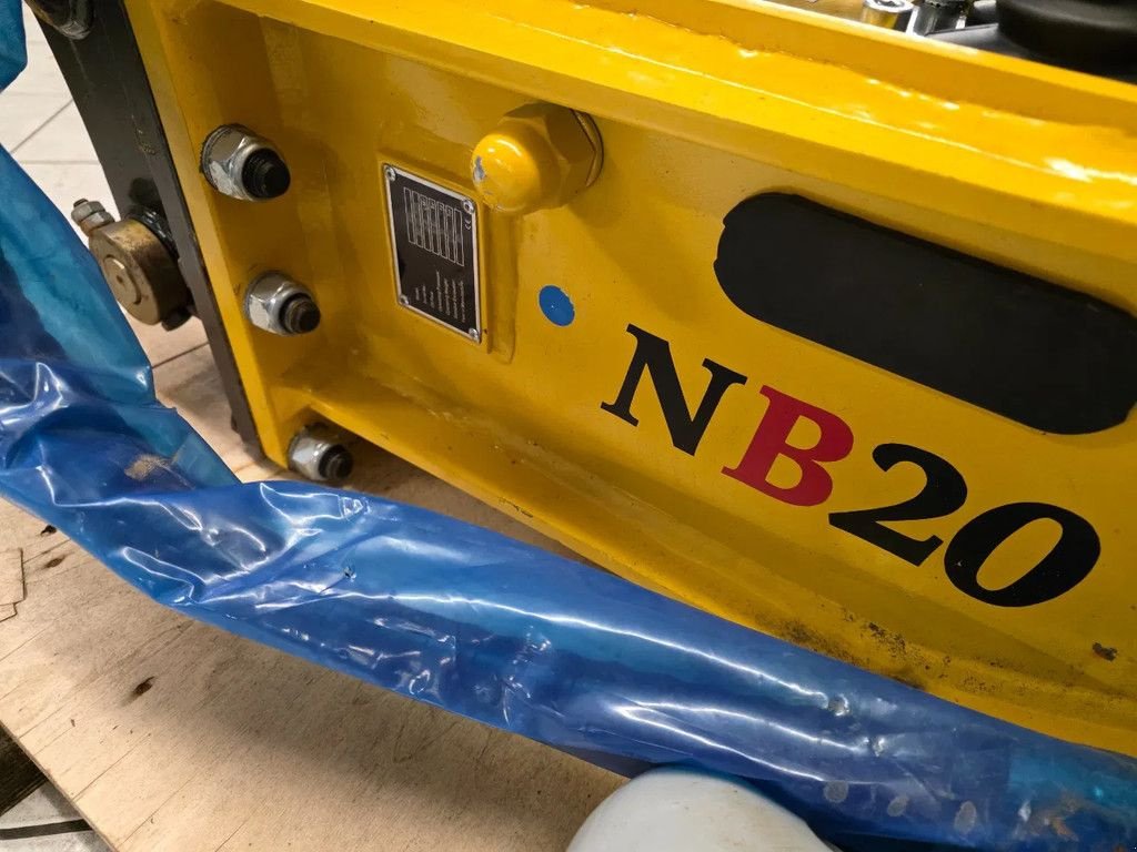 Kran от тип Caterpillar Nb20 hakhamer prikker cw05 sloophamer, Gebrauchtmaschine в Scherpenzeel (Снимка 10)