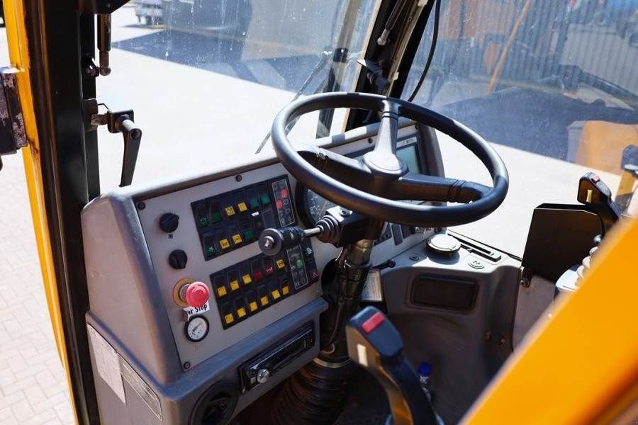 Kran tip Demag AC30 City Diesel, 4x4x4 Drive, 30t Capacity, 25m M, Gebrauchtmaschine in Groenlo (Poză 5)