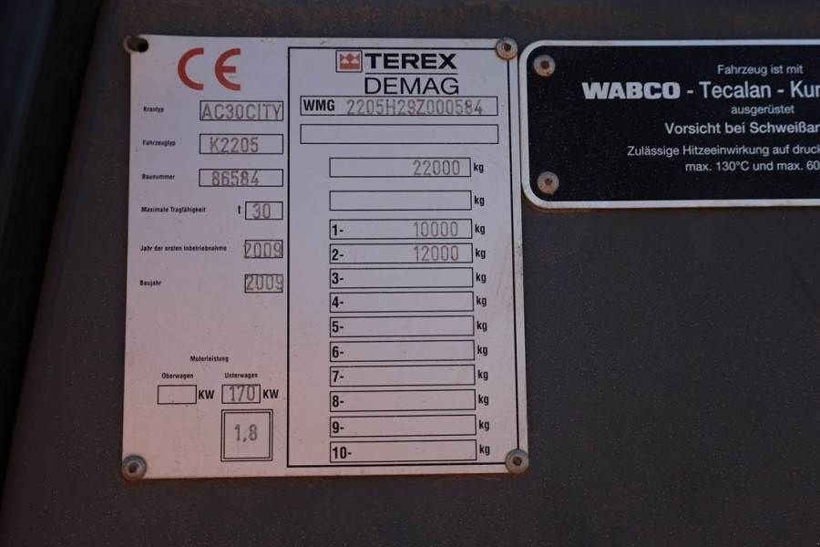 Kran tip Demag AC30 City Diesel, 4x4x4 Drive, 30t Capacity, 25m M, Gebrauchtmaschine in Groenlo (Poză 7)