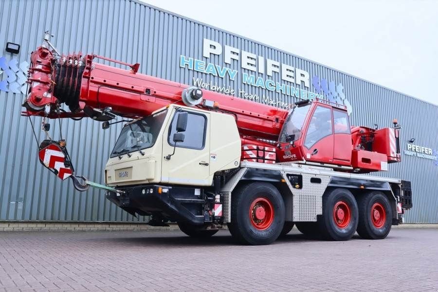 Kran des Typs Grove GMK3060 Diesel, 6x6x6 Drive, 60t Capacity, 43m Mai, Gebrauchtmaschine in Groenlo (Bild 1)