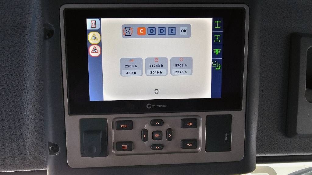 Kran des Typs Grove GMK4100L-1 (2 pcs available), Gebrauchtmaschine in Stabroek (Bild 10)