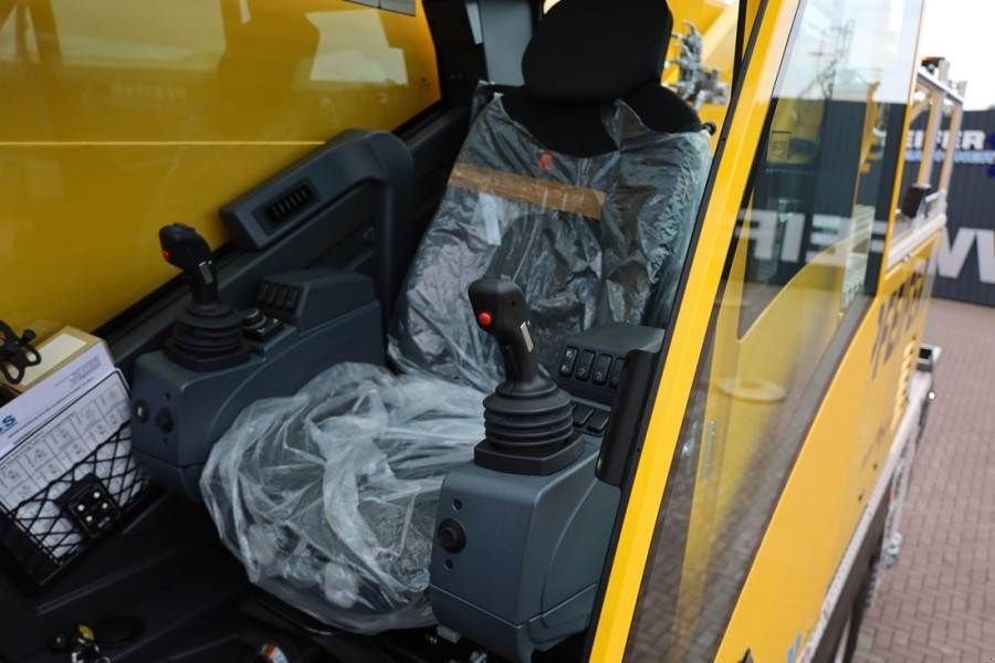 Kran типа Grove GMK5250XL-1 Available For Rent, Dutch Registration, Gebrauchtmaschine в Groenlo (Фотография 5)