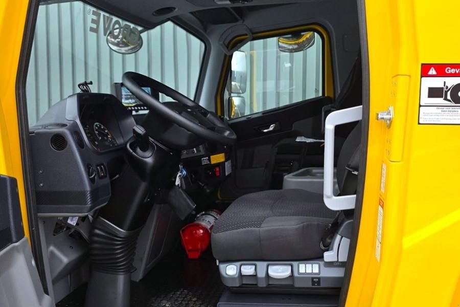 Kran des Typs Grove GMK5250XL-1 Available For Rent, Dutch Registration, Gebrauchtmaschine in Groenlo (Bild 3)