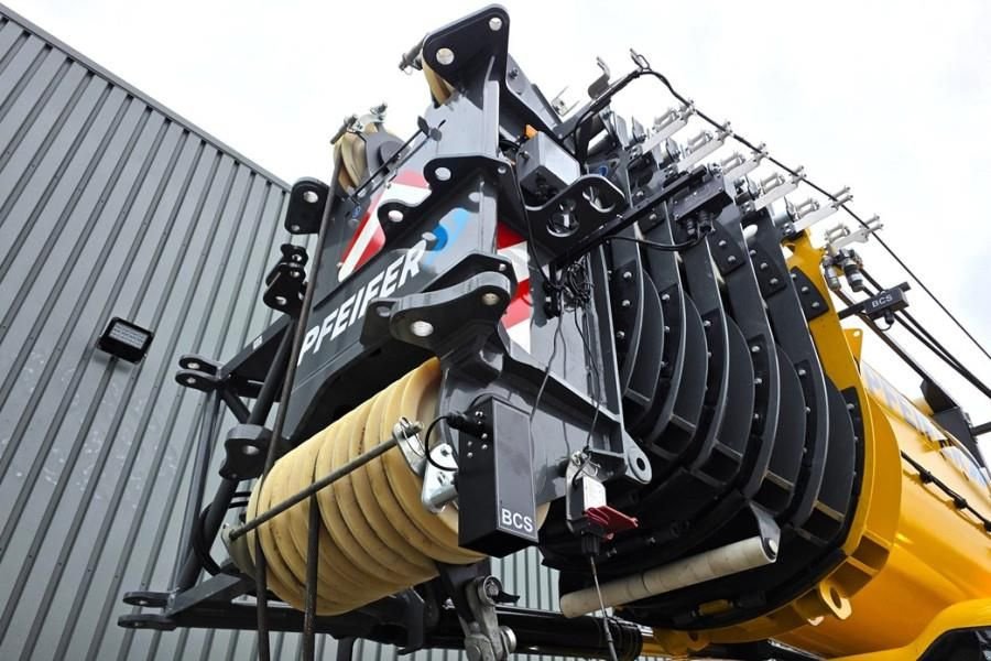 Kran типа Grove GMK6300L-1 Available For Rent, Dutch Registration,, Gebrauchtmaschine в Groenlo (Фотография 9)