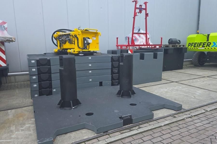 Kran типа Grove GMK6300L-1 Available For Rent, Dutch Registration,, Gebrauchtmaschine в Groenlo (Фотография 3)