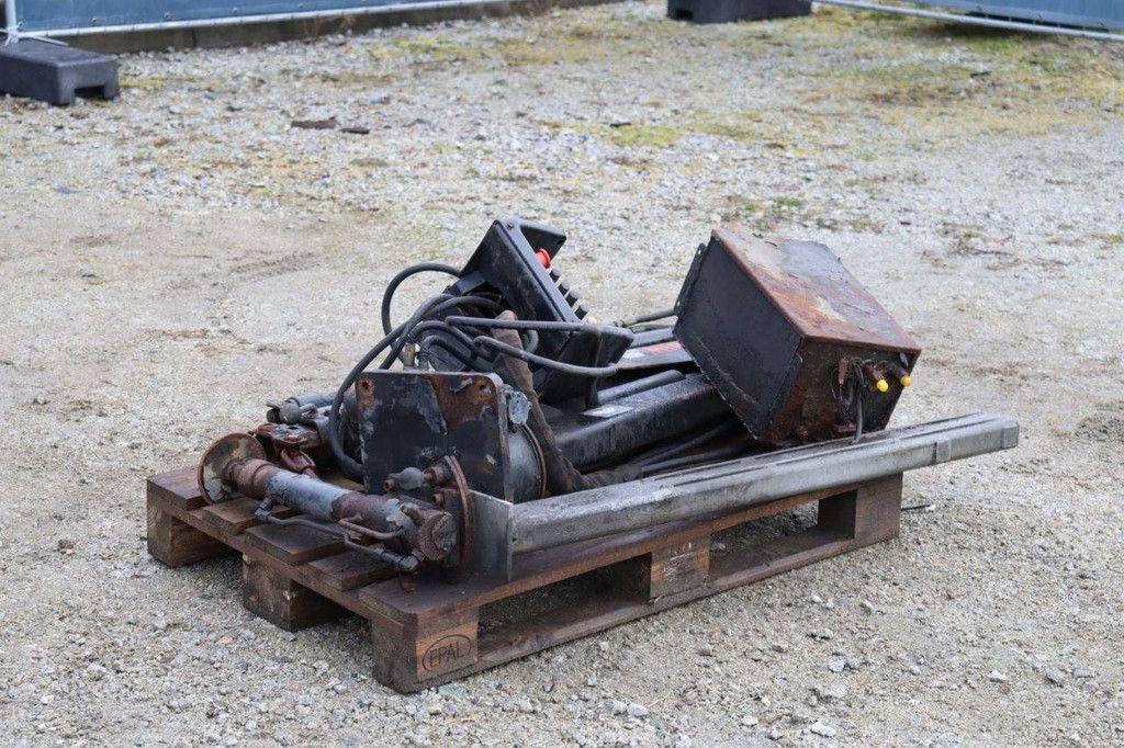 Kran от тип HIAB 013 T, Gebrauchtmaschine в Antwerpen (Снимка 9)