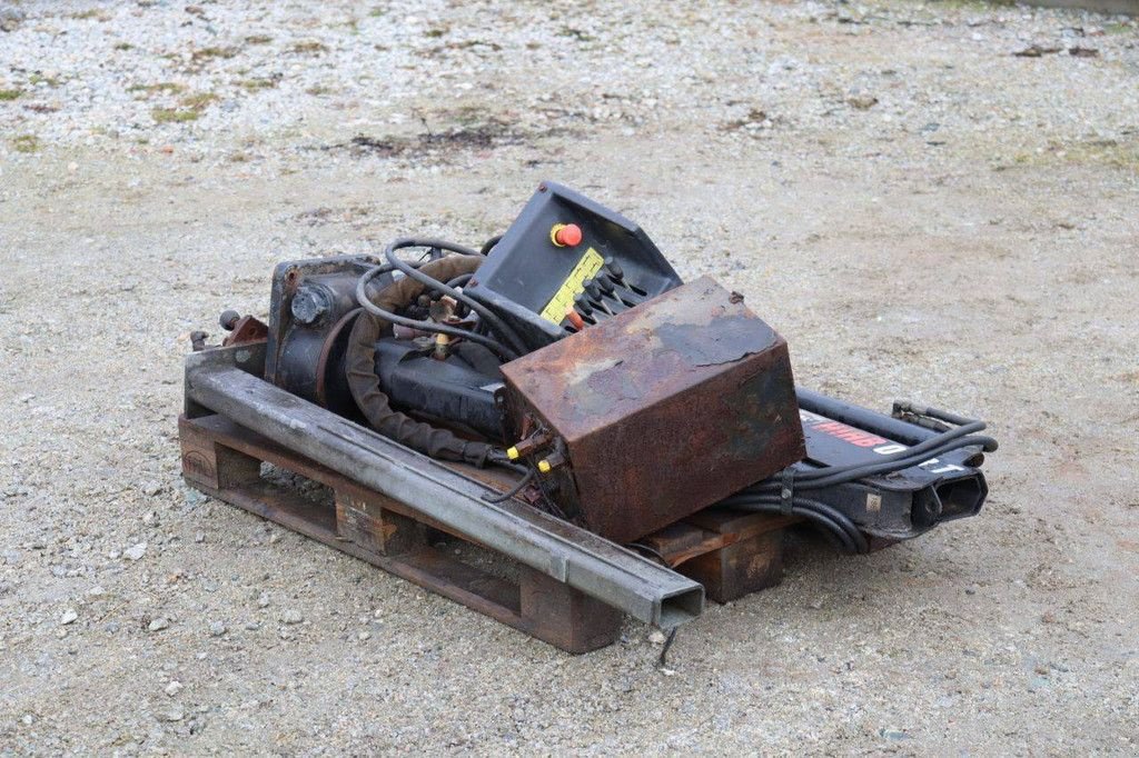 Kran от тип HIAB 013 T, Gebrauchtmaschine в Antwerpen (Снимка 3)