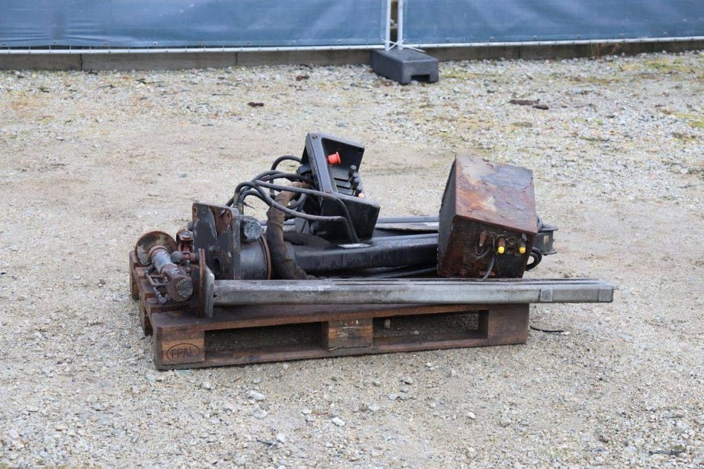 Kran от тип HIAB 013 T, Gebrauchtmaschine в Antwerpen (Снимка 1)