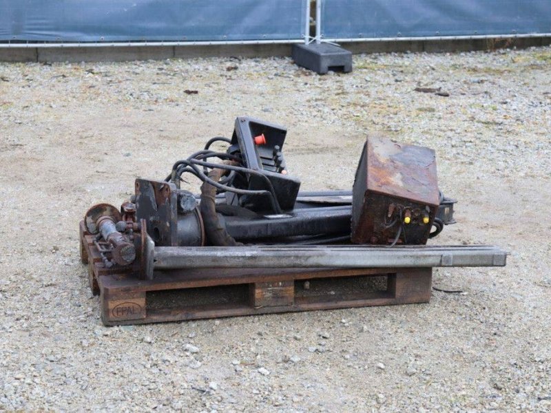 Kran от тип HIAB 013 T, Gebrauchtmaschine в Antwerpen