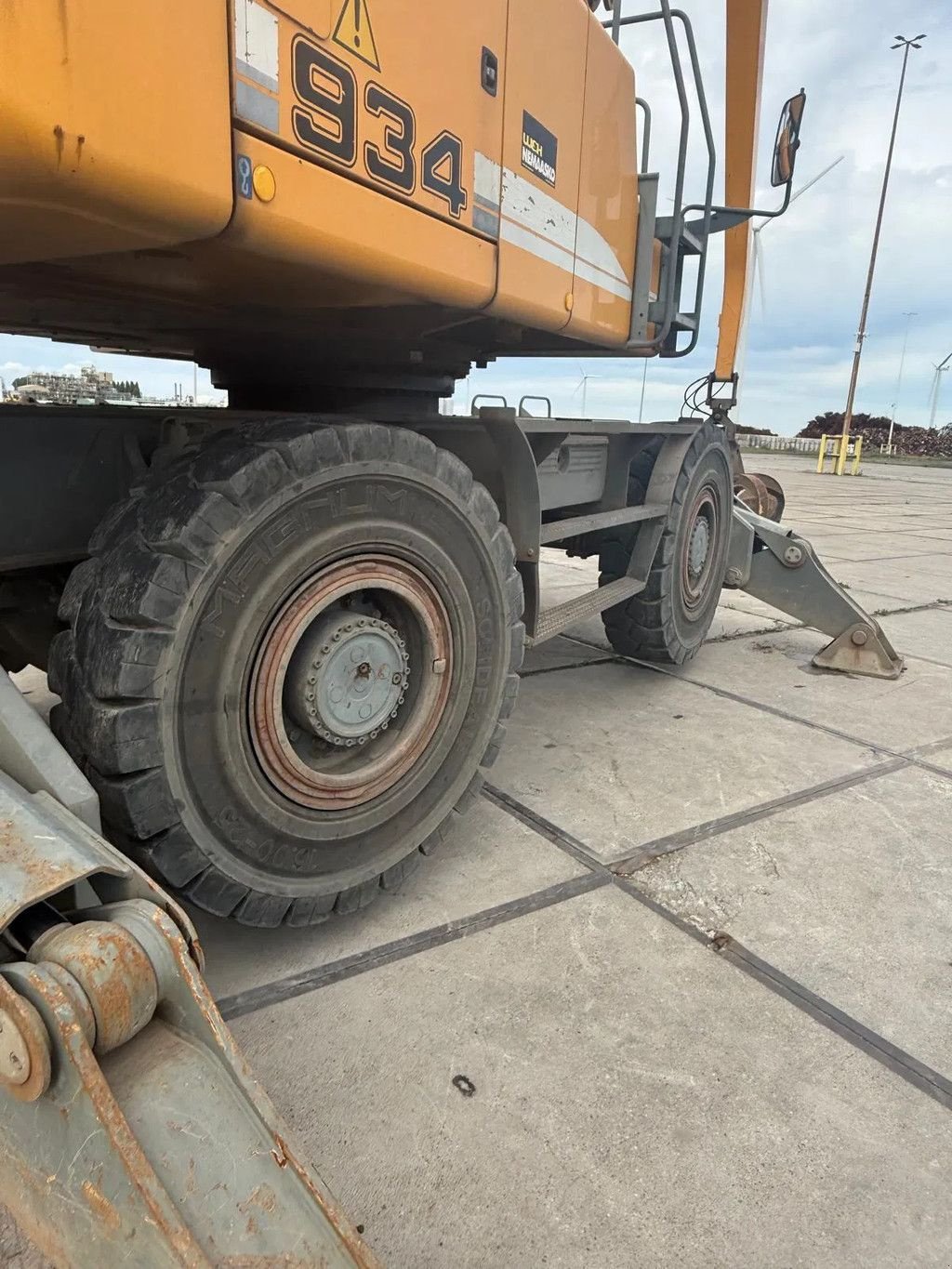 Kran типа Liebherr A 934 C-HD Litronic inclusief poliep grijper, Gebrauchtmaschine в Culemborg (Фотография 8)