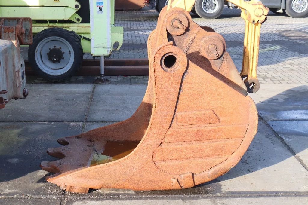 Kran от тип Liebherr A316 BUCKET ELEVATING CABIN OUTRIGGERS, Gebrauchtmaschine в Marknesse (Снимка 10)