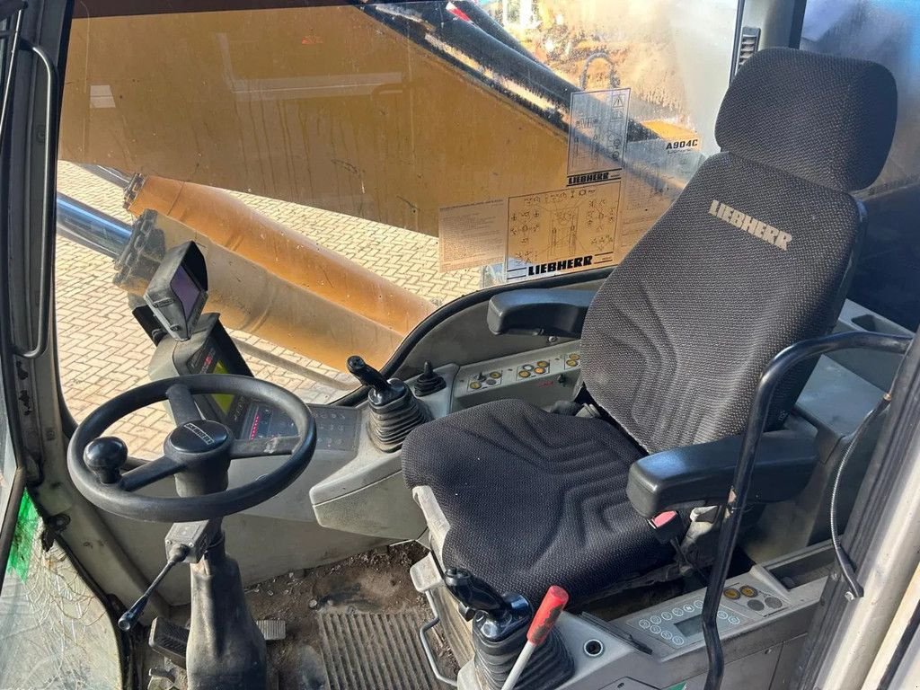 Kran Türe ait Liebherr A904C, Gebrauchtmaschine içinde Barneveld (resim 5)