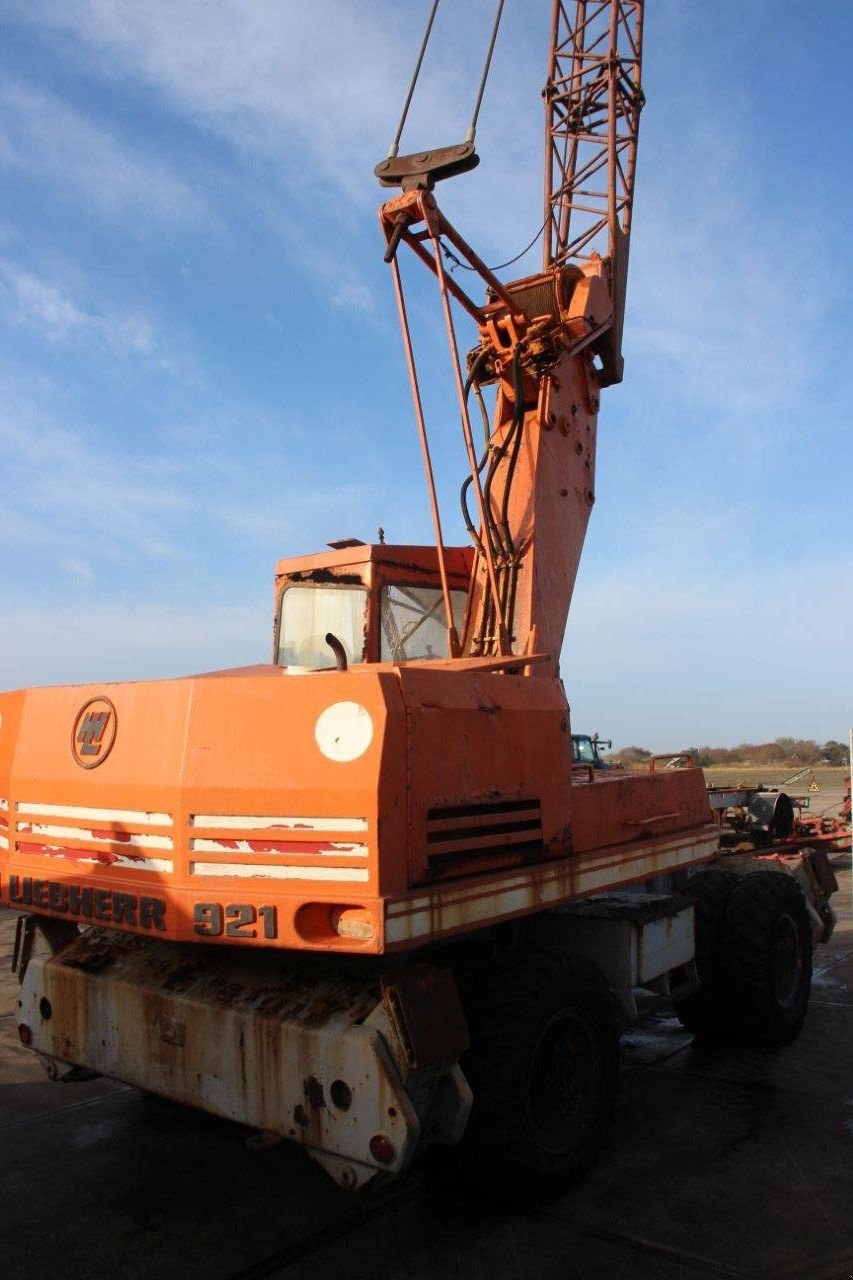 Kran typu Liebherr A921, Gebrauchtmaschine v Antwerpen (Obrázek 5)