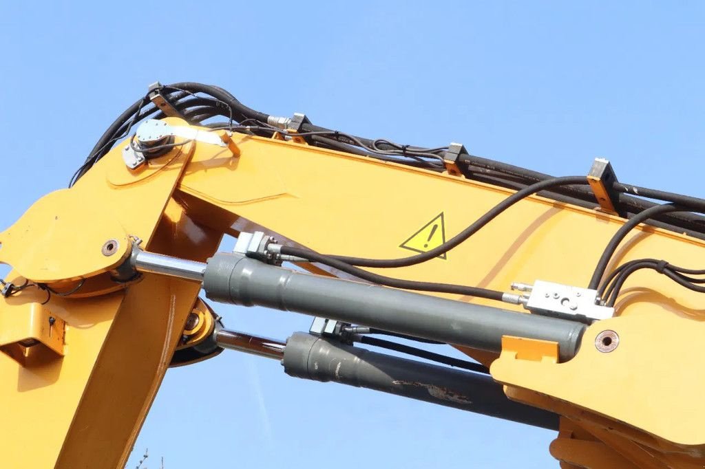 Kran des Typs Liebherr LH 22 M SORTING GRAB BLADE, Gebrauchtmaschine in Marknesse (Bild 11)