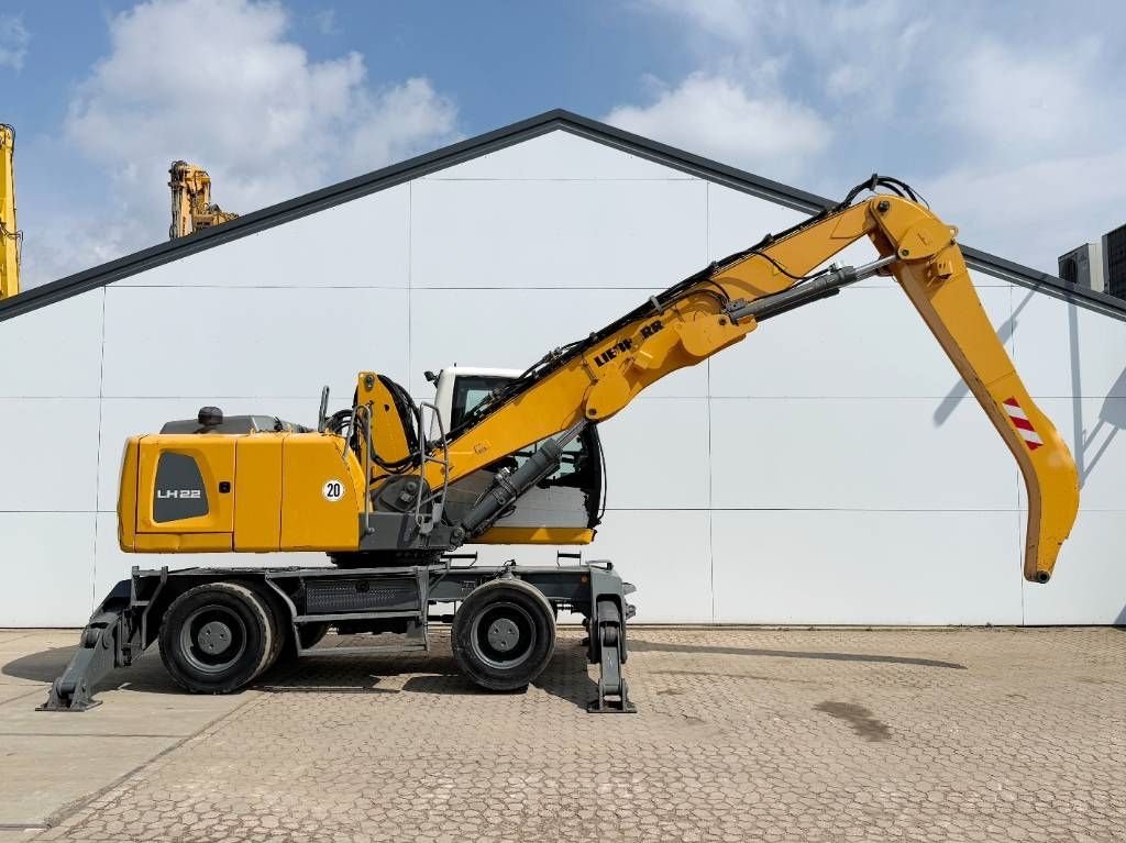 Kran Türe ait Liebherr LH22M Litronic - German Machine / Automatic Greasi, Gebrauchtmaschine içinde Veldhoven (resim 5)