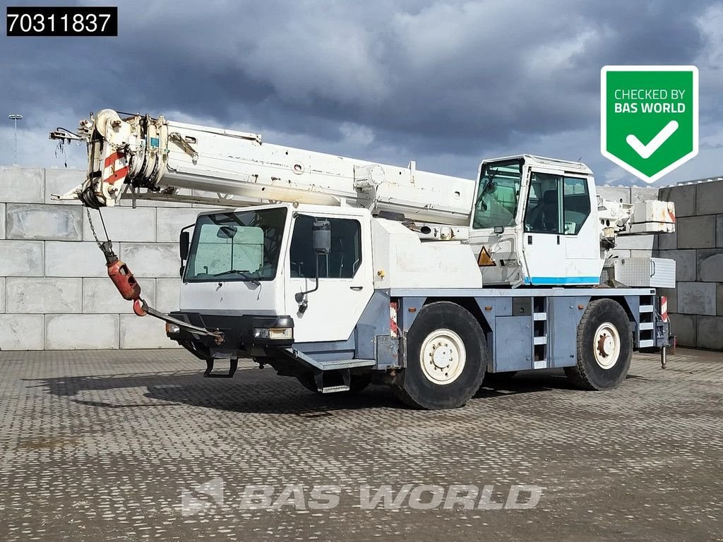 Kran typu Liebherr LTM1030-2, Gebrauchtmaschine v Veghel (Obrázek 1)