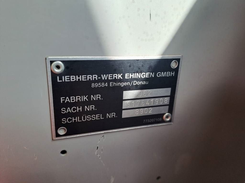 Kran van het type Liebherr LTM1095-5.1, Gebrauchtmaschine in Stabroek (Foto 9)