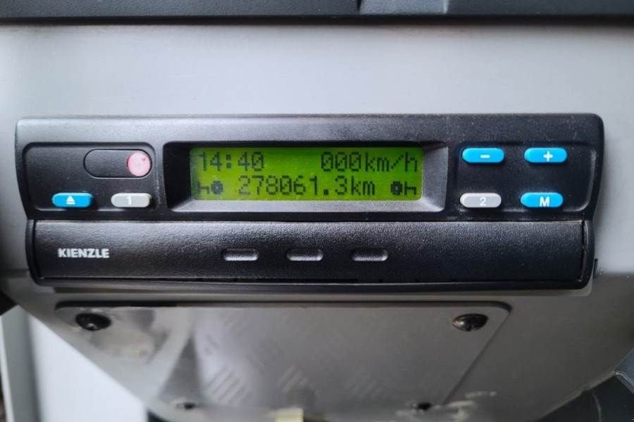 Kran типа Liebherr LTM1150-6.1 Dutch Vehicle Registration, Valid Abom, Gebrauchtmaschine в Groenlo (Фотография 5)