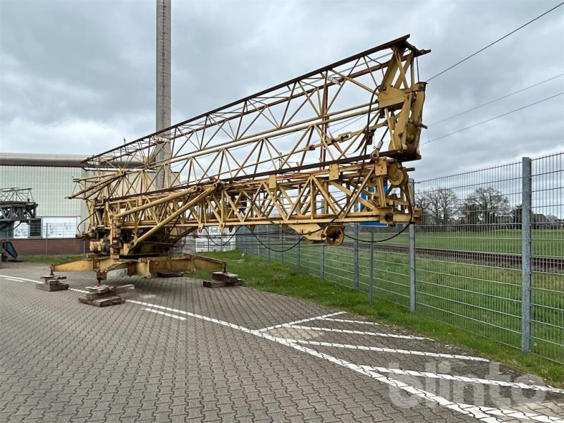 Potain 321C, Gebrauchtmaschine, Baujahr: 1991 (Bild 1) Kran des Typs Potain 321C, Gebrauchtmaschine in Düsseldorf (Bild 1)