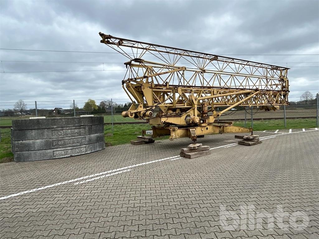 Kran tip Potain 321C, Gebrauchtmaschine in Düsseldorf (Poză 2)