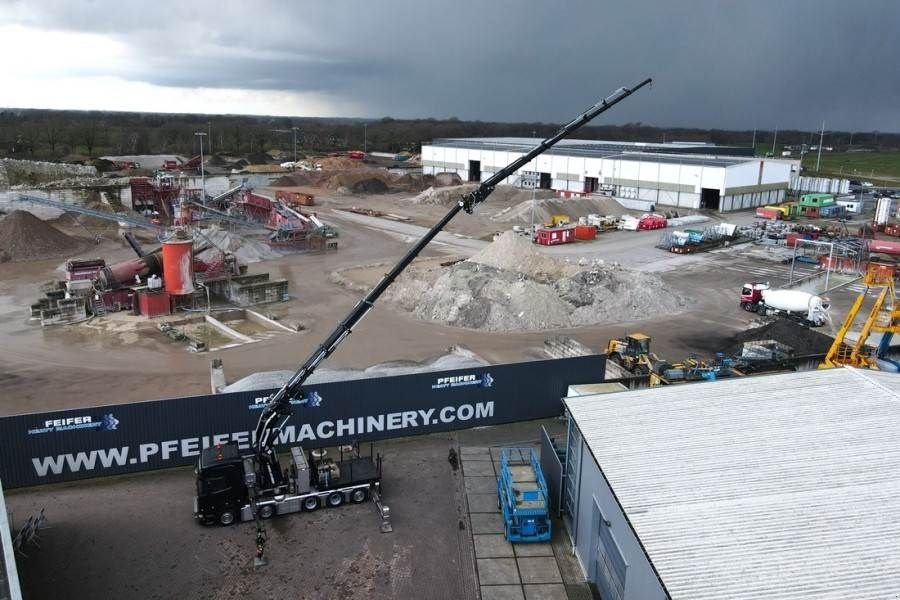 Kran typu Scania R540 B10x4 With CORMACH 150tm Crane Valid inspecti, Gebrauchtmaschine v Groenlo (Obrázek 3)