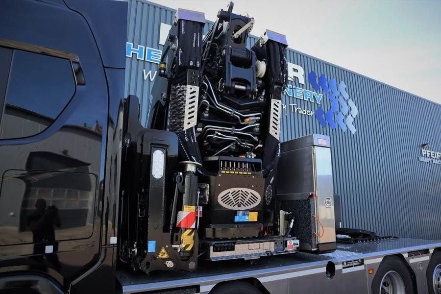 Kran des Typs Scania R540 B8X2 With Cormach 110tm Crane 110000-E, Gebrauchtmaschine in Groenlo (Bild 10)