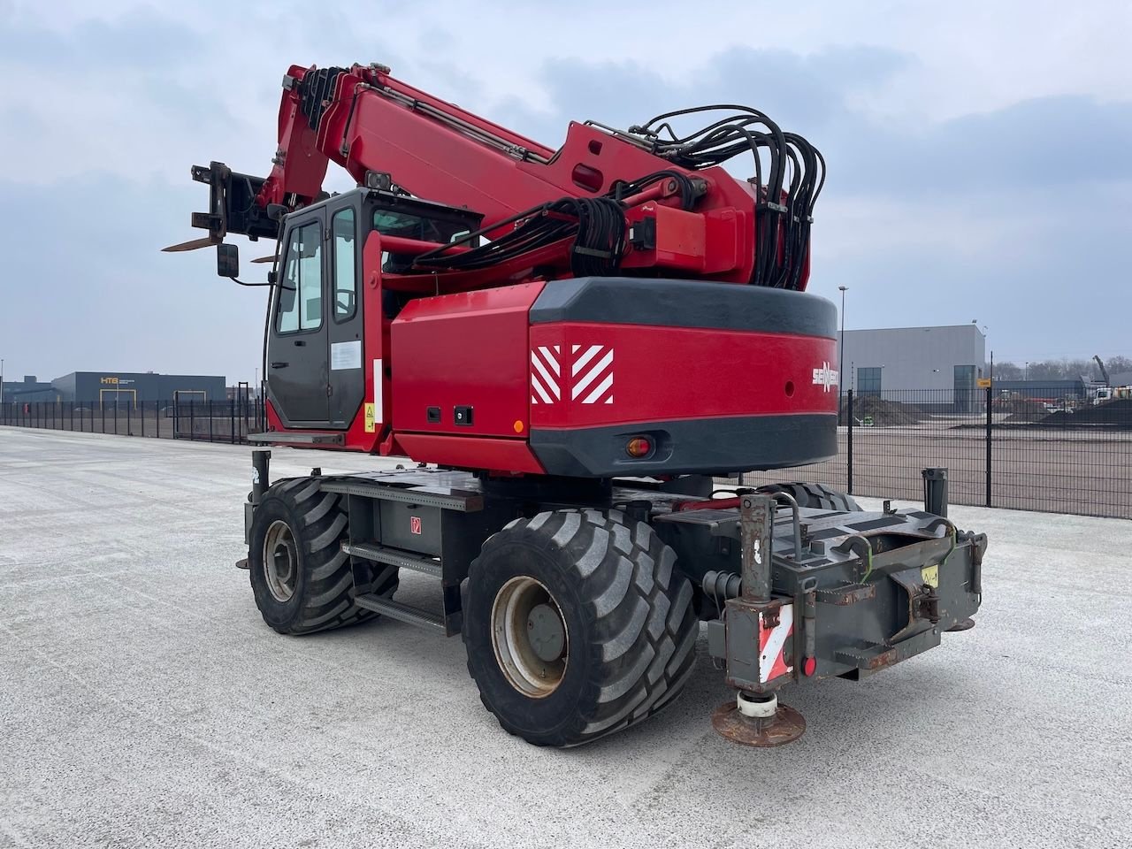 Kran van het type Sennebogen 608 Crane Line, Gebrauchtmaschine in Holten (Foto 3)