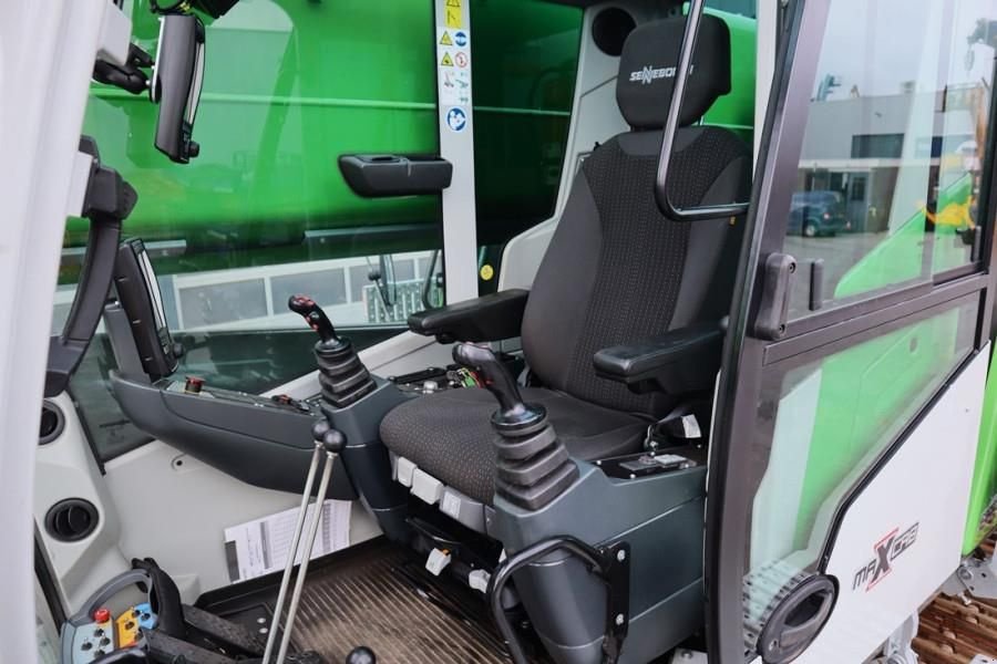 Kran tip Sennebogen 683E Valid inspection, *Guarantee! 80tons, 42m Mai, Gebrauchtmaschine in Groenlo (Poză 4)